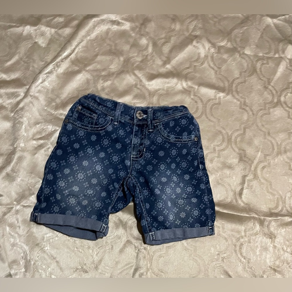 Jordache Classic Indigo Jeans